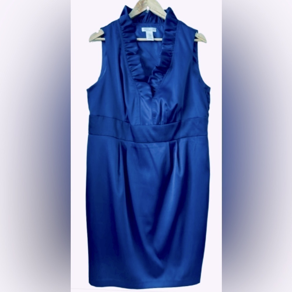 London Times Woman purple slvlss dress w ruffle neck SZ 16 party/cocktail